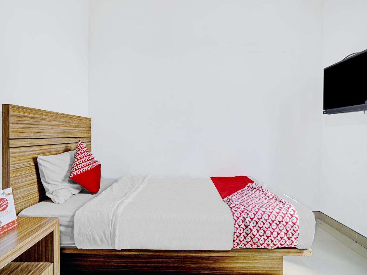 בנדונג Oyo 3752 The Summit Residence מראה חיצוני תמונה